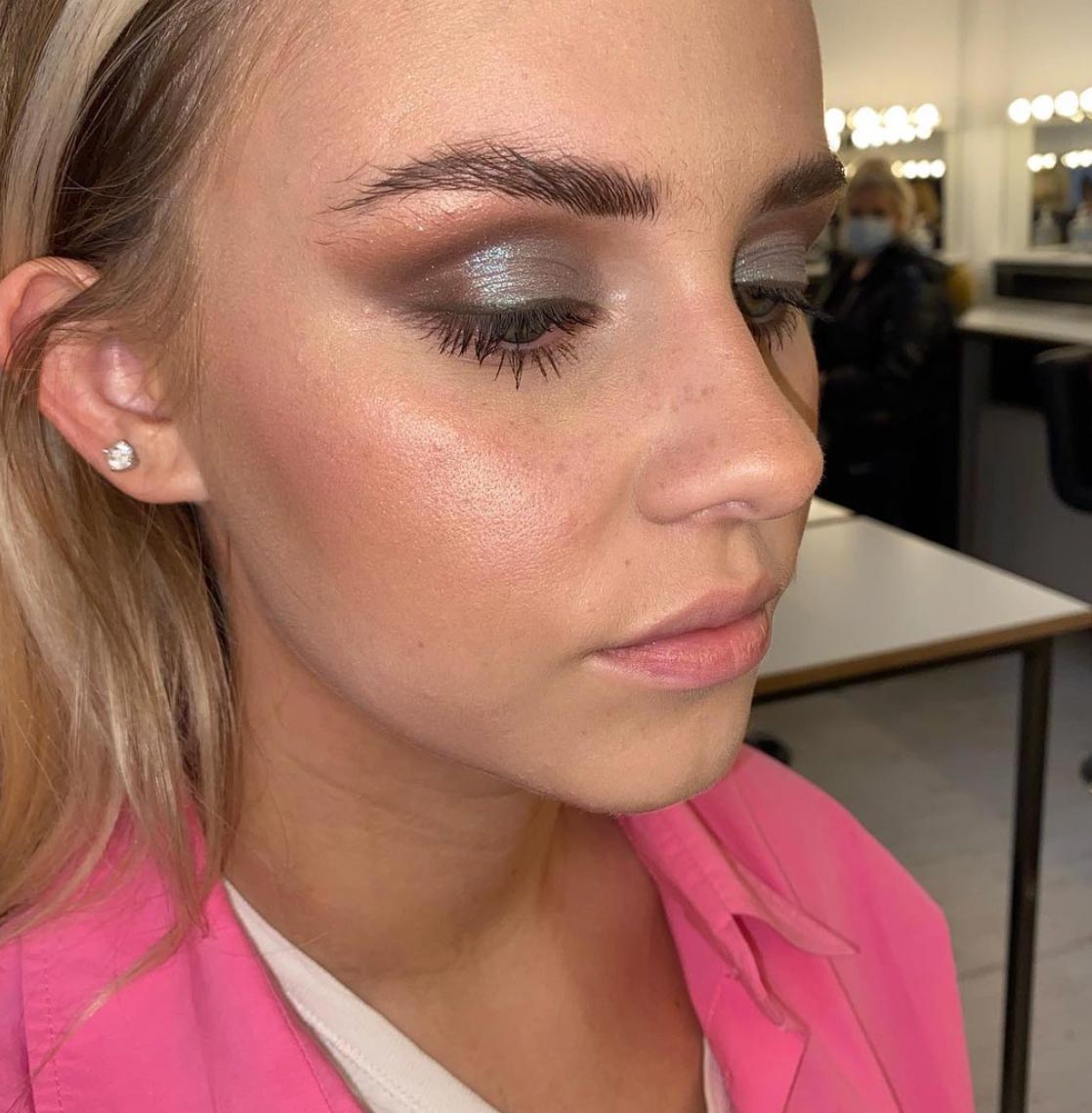 STUDENT PROFILE: LAURA DEMIR – HNC FASHION MAKEUP